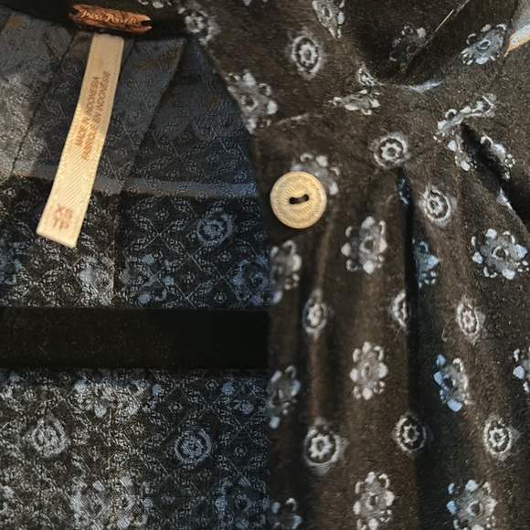 Free People blue floral boho tunic dress long sleeve size XS - Picture 16 of 16